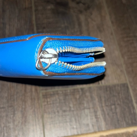 Coach Wallet - Picture 4 of 4